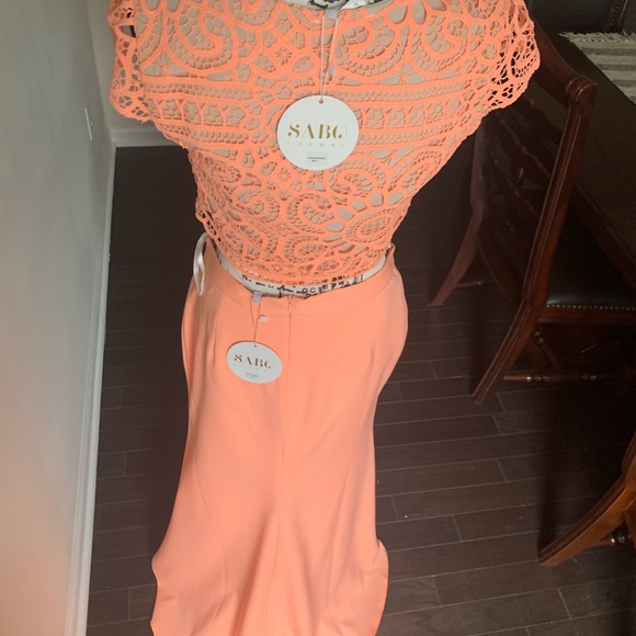 Sabo skirt formal wear - Picture 2 of 7